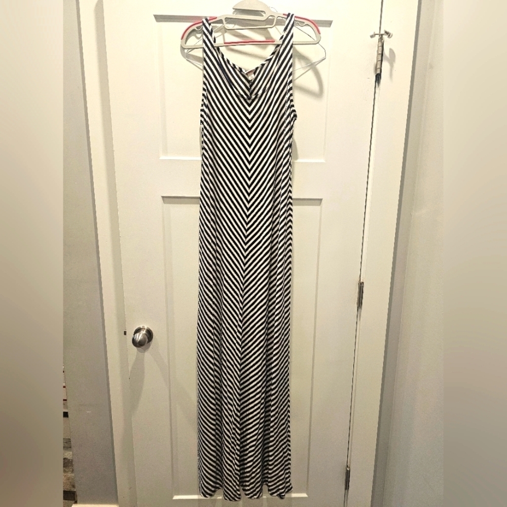 Merona Navy White Chevron Maxi Dress Size M – Sleeveless Rayon Blend